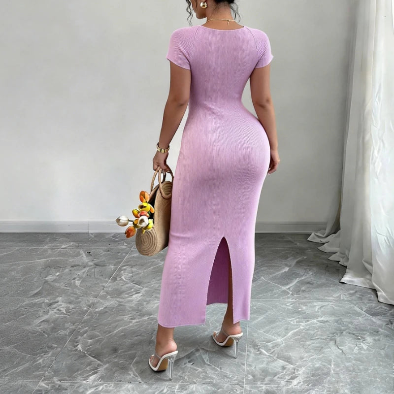 Vestido midi justo em malha canelada elástica